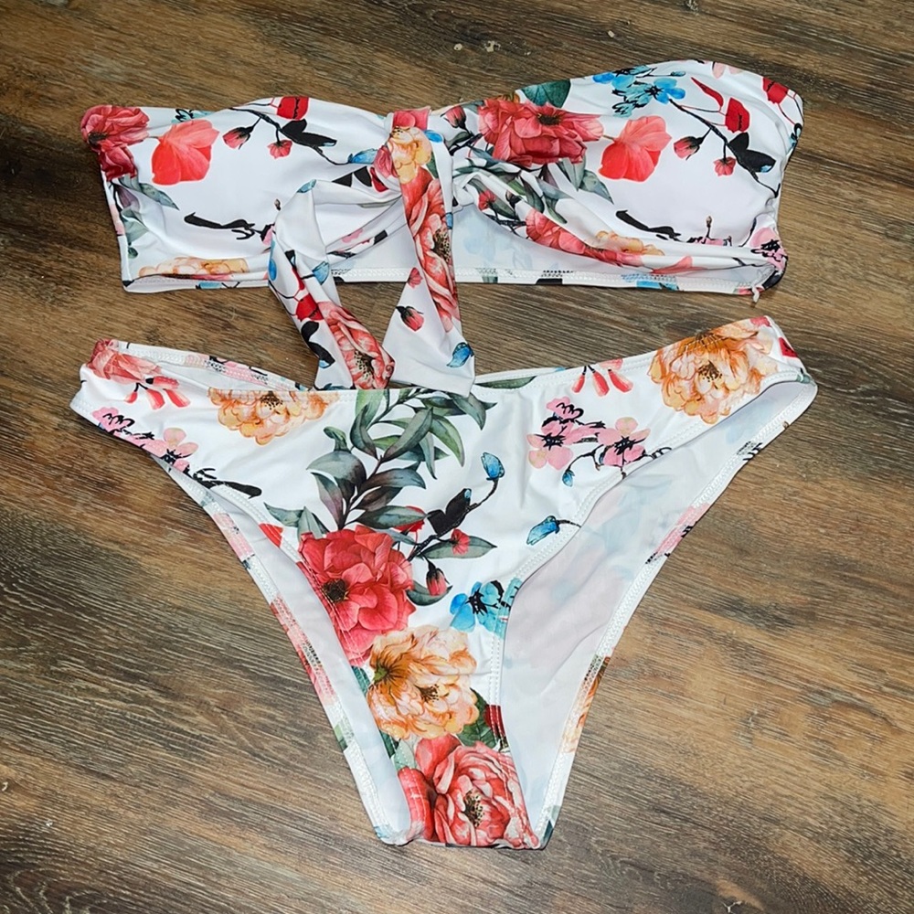 XL floral bathing suit!